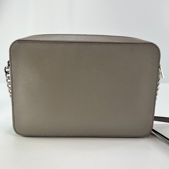 Michael Kors Jet Set Travel Crossbody Purse - Picture 2 of 15